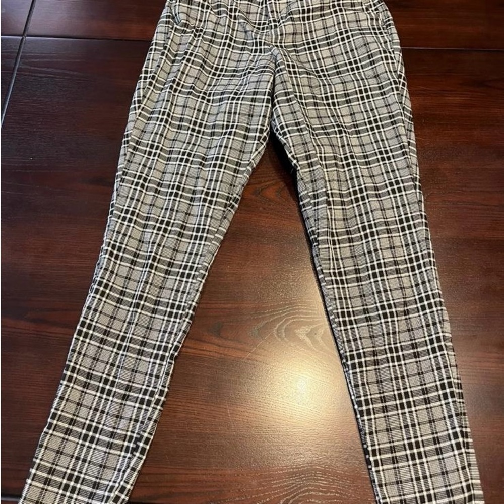 Hot Topic Monochrome Checkered Pants